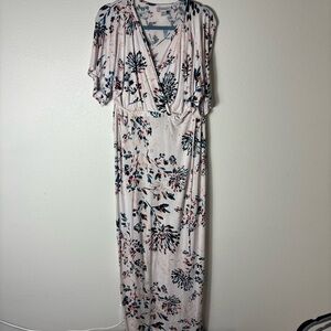 Motherhood Cream and Black Floral Maxi Nursing Dress size Large